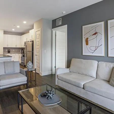 Landing At Ballpark Heights - Studio In Downtown